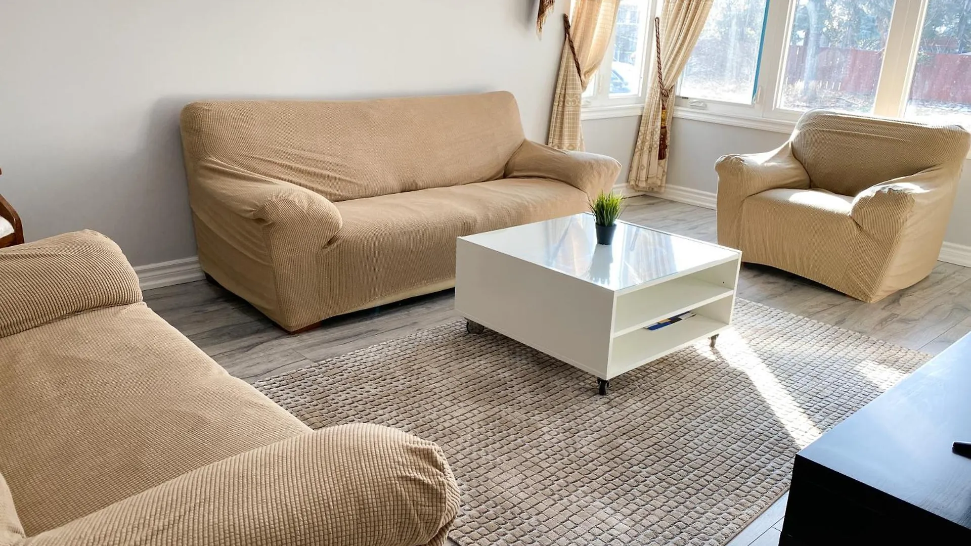 Privat bolig Spacious Mbr Near Kennedy Subway & Go Toronto Canada